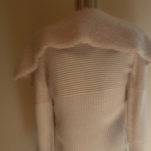 Coffee Shop New York shearling sweater - Picture 4 of 5